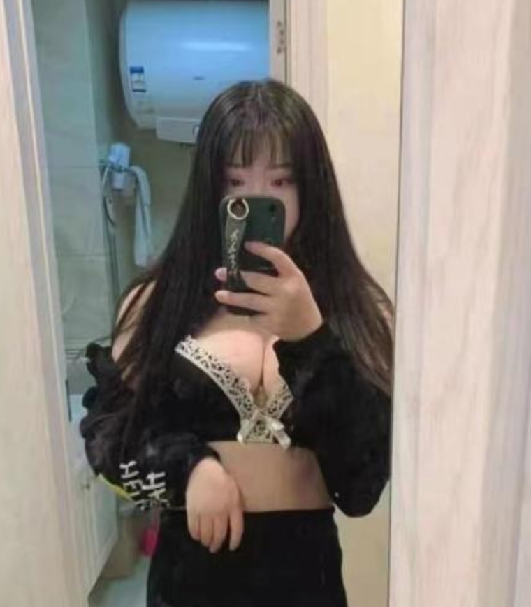 蜀山大胸肥臀少妇